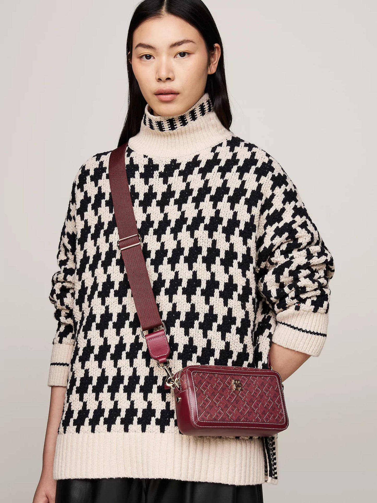 Monogram Crossbody Bag | Tommy Hilfiger - iBrandZone