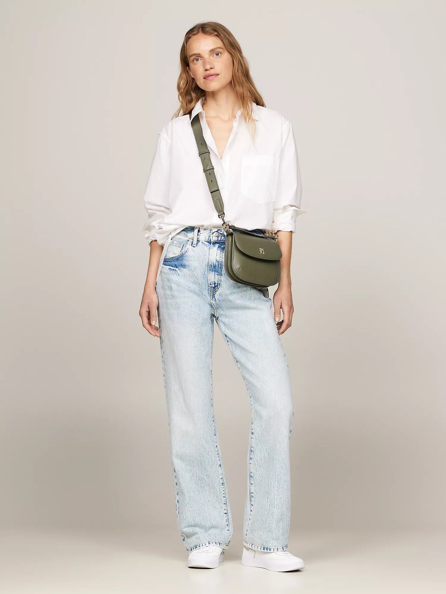 TH Chic Crossbody Bag | Tommy Hilfiger - iBrandZone