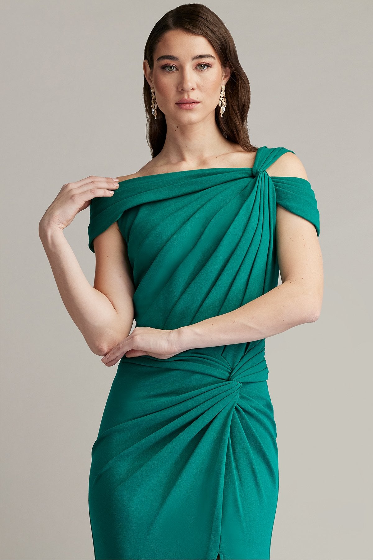 Denali Asymmetric Twist-Knot Gown by Tadashi Shoji - iBrandZone